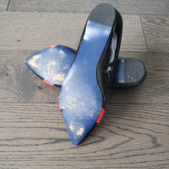 Staccato bold red strip flats - Picture 3 of 3